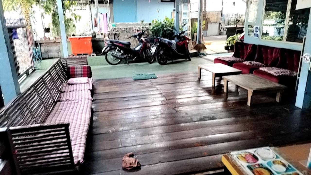 Canaan Guesthouse Канчанабури Екстериор снимка